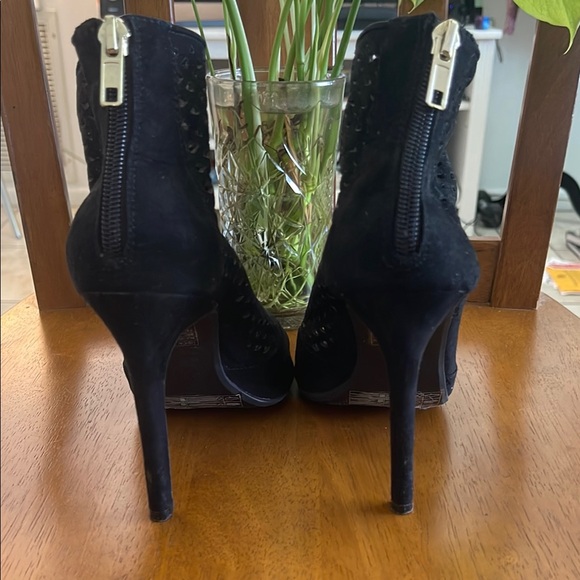 Forever 21 | Women’s Black Perforated Ankle Booties - Picture 2 of 9
